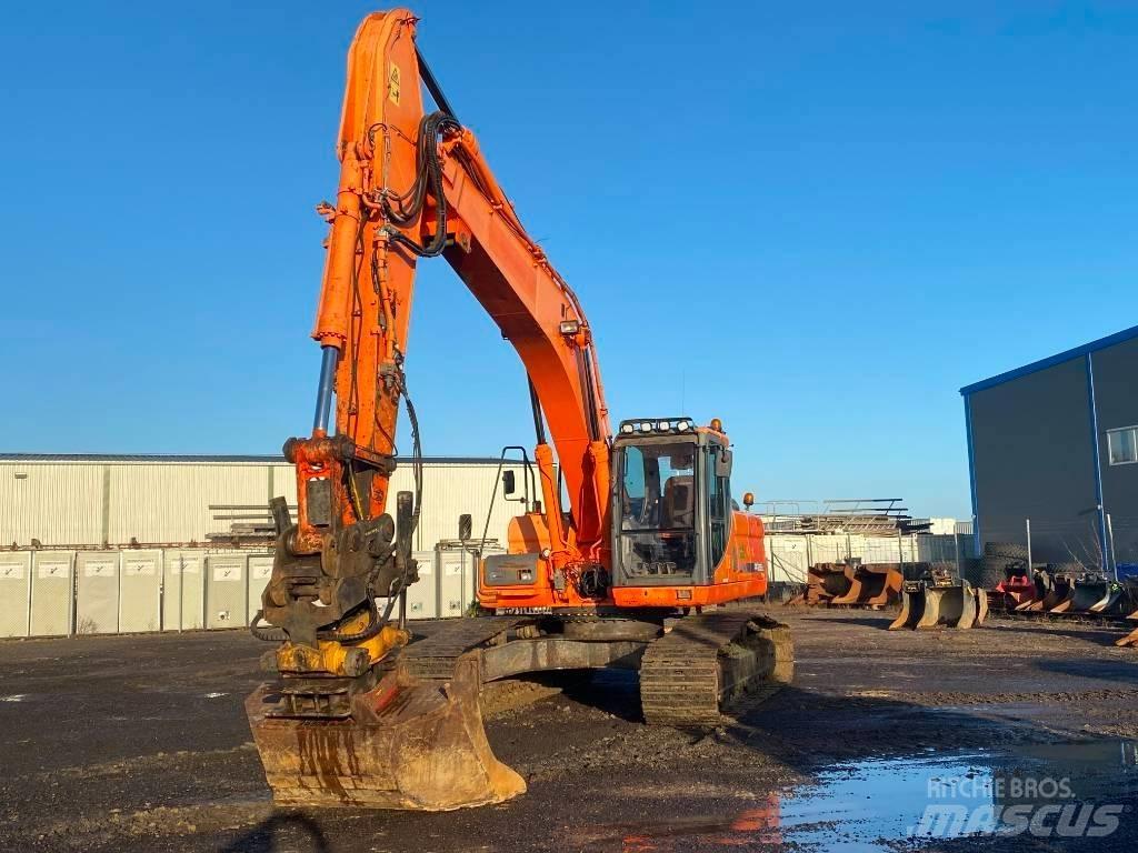 Doosan DX 255 LC Гусеничні екскаватори