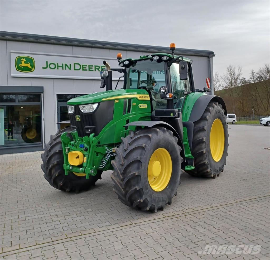 John Deere 6M 220 Трактори