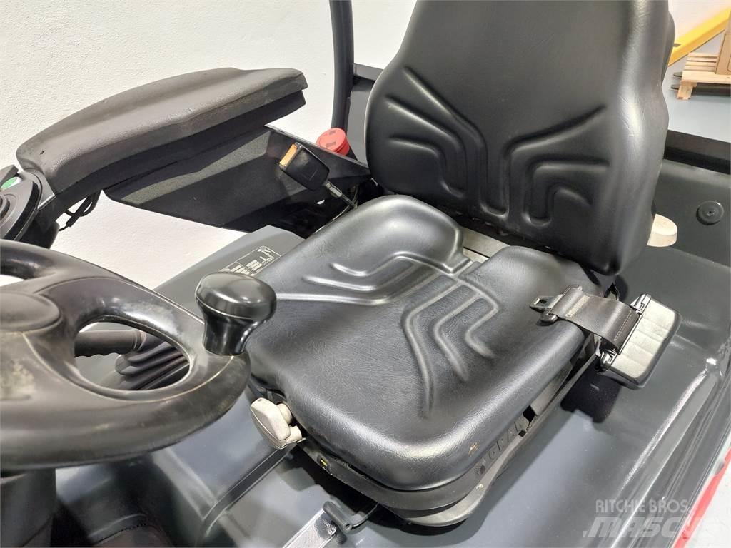 Linde E16 02 Електронавантажувачі