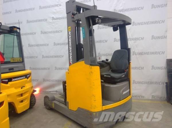 Jungheinrich ETV 325 Річ-трак із високим підйомом
