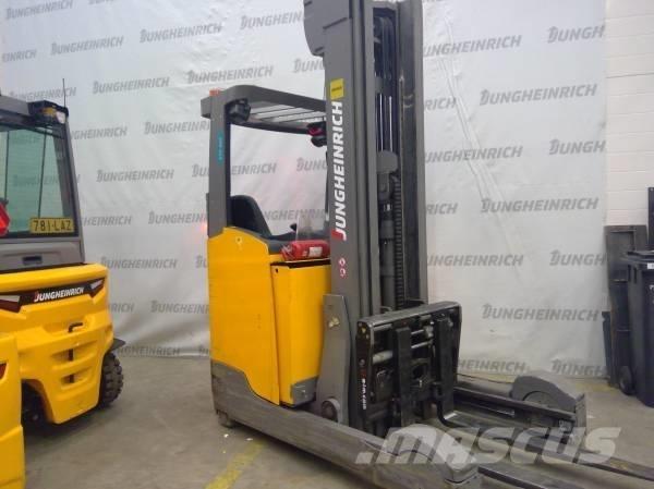 Jungheinrich ETV 325 Річ-трак із високим підйомом