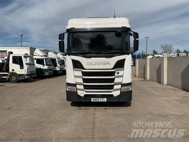 Scania R 450 Тягачі