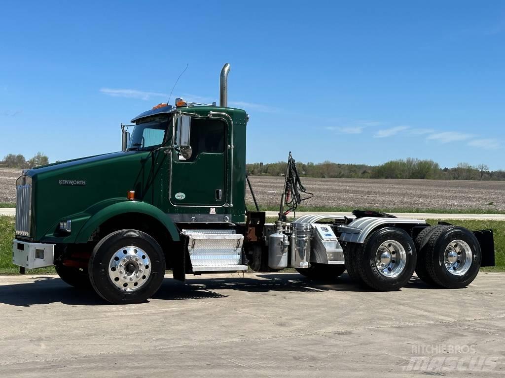 Kenworth T800 Тягачі
