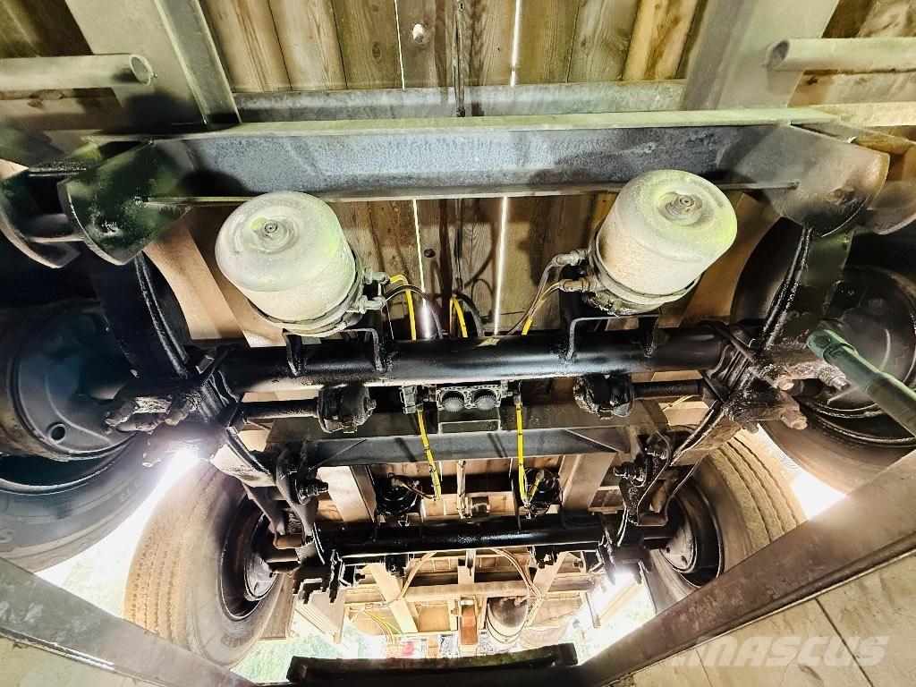 Humer TTH 11,9 Низькорамні напівпричепи