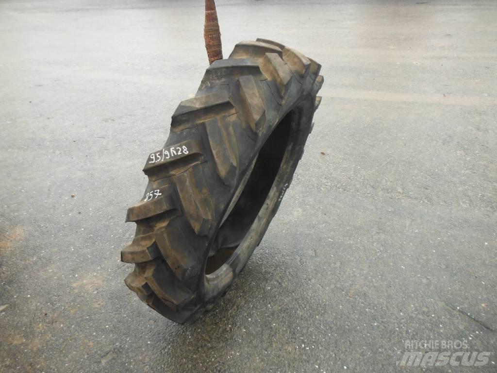 Michelin 9.5/9R28 Колеса