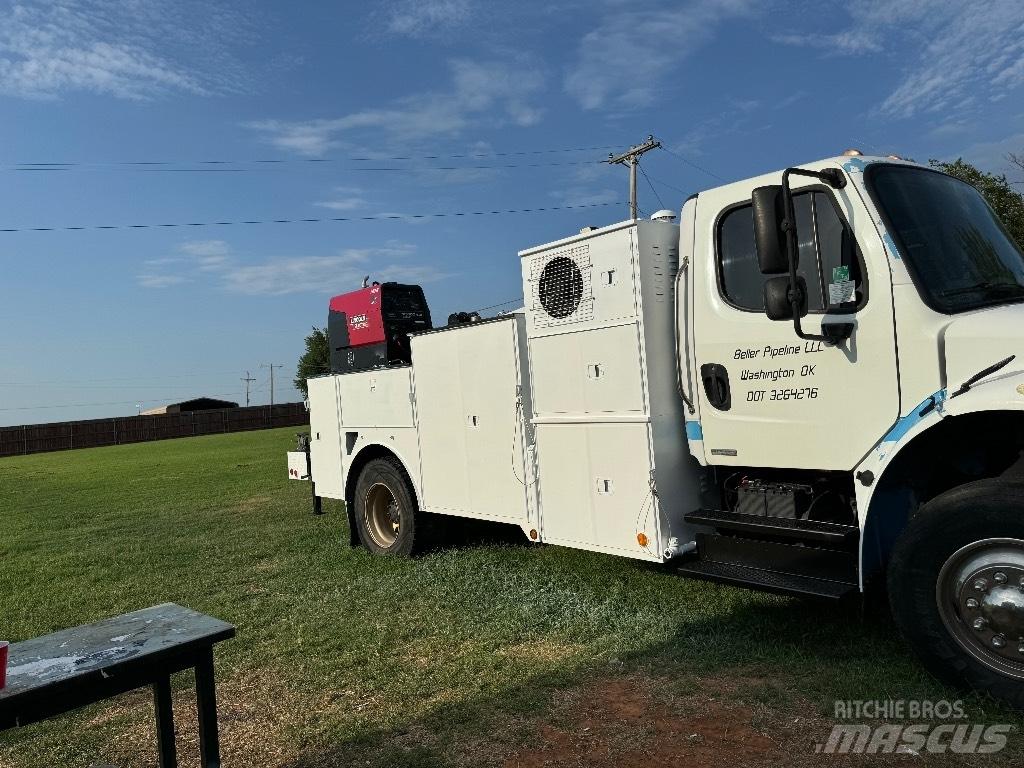 Freightliner M2 106 Комунальні автомобілі / автомобілі загального призначення