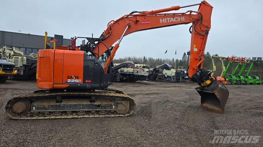 Hitachi ZX 225USLC-6 Гусеничні екскаватори