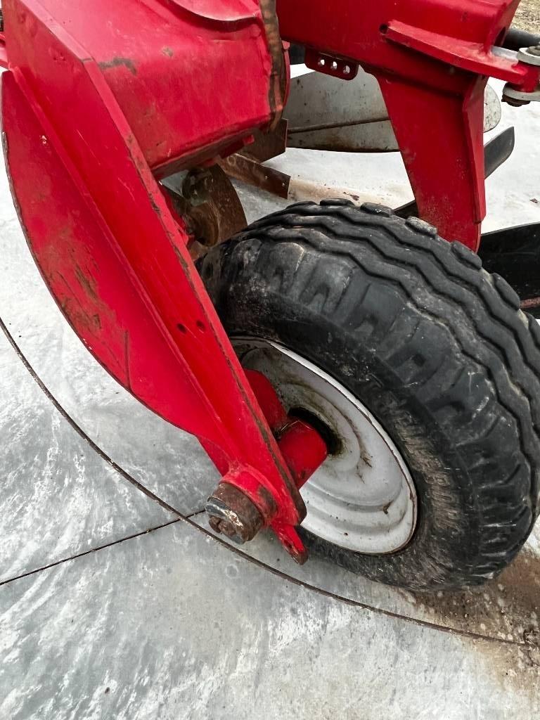 Agrolux XRT 41075 AX Реверсивні плуги