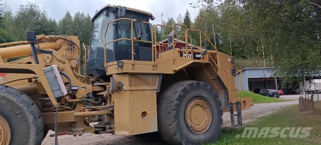 CAT 988H Фронтальні навантажувачі
