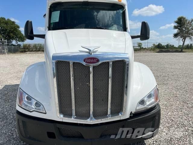 Peterbilt 579 Тягачі