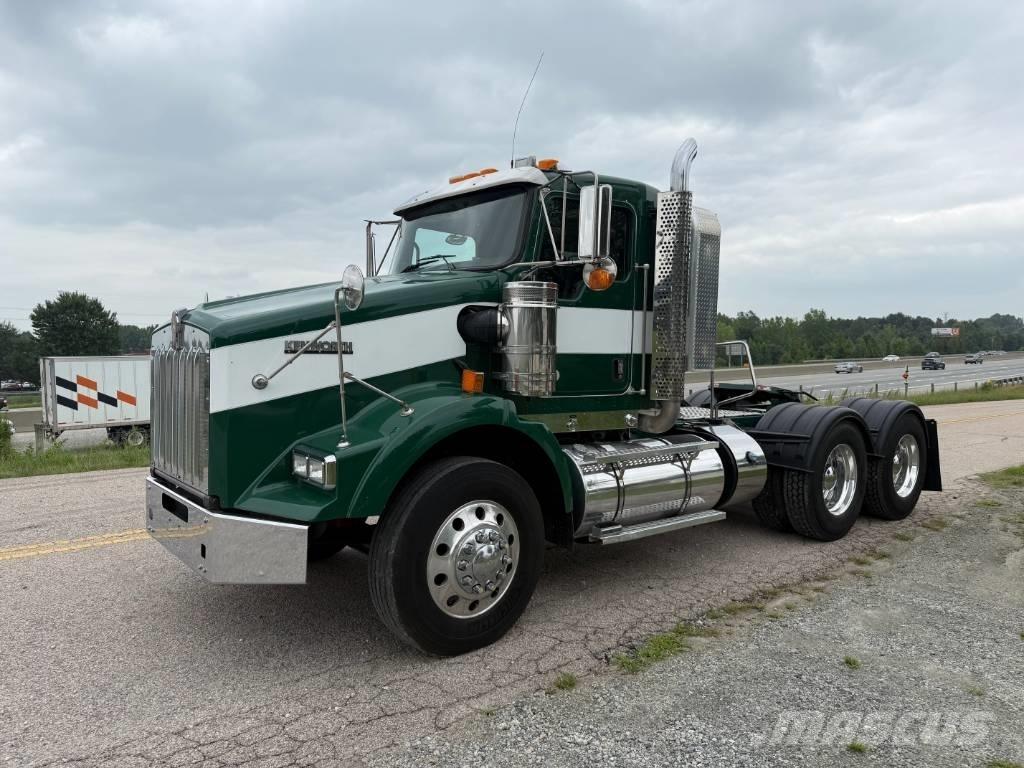 Kenworth T800 Тягачі