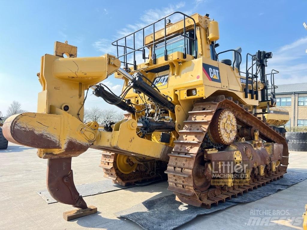 CAT D 10 T 2 Гусеничні бульдозери
