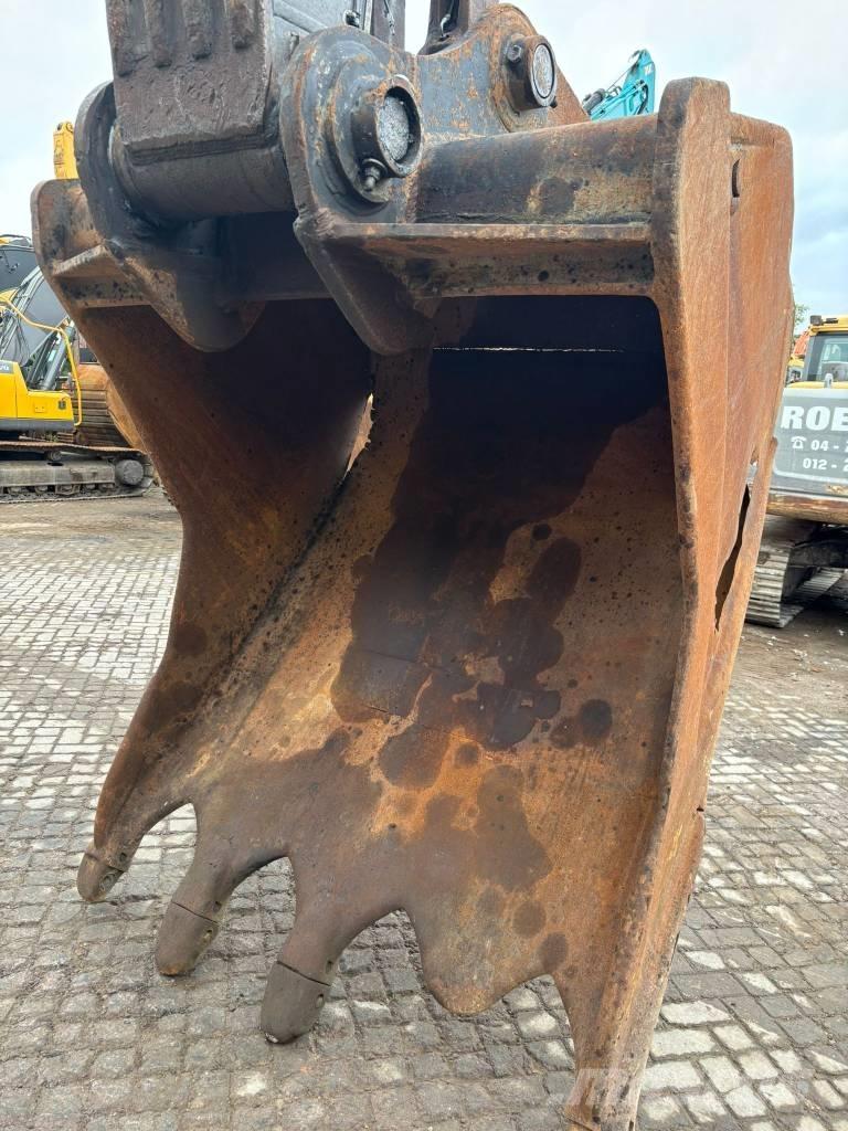 Volvo EC 380 D Гусеничні екскаватори