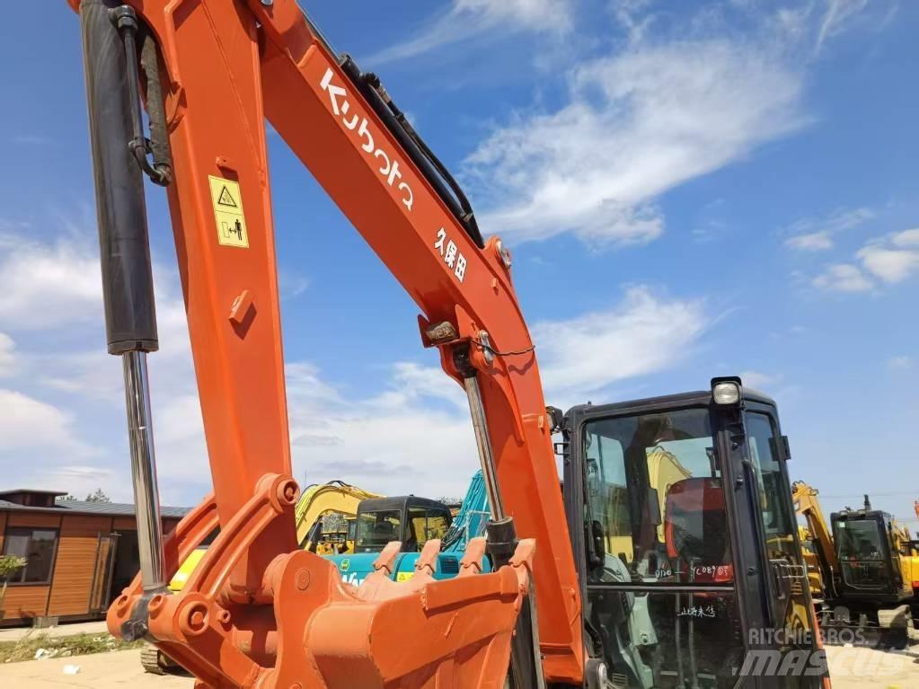 Kubota KX 163 Гусеничні екскаватори
