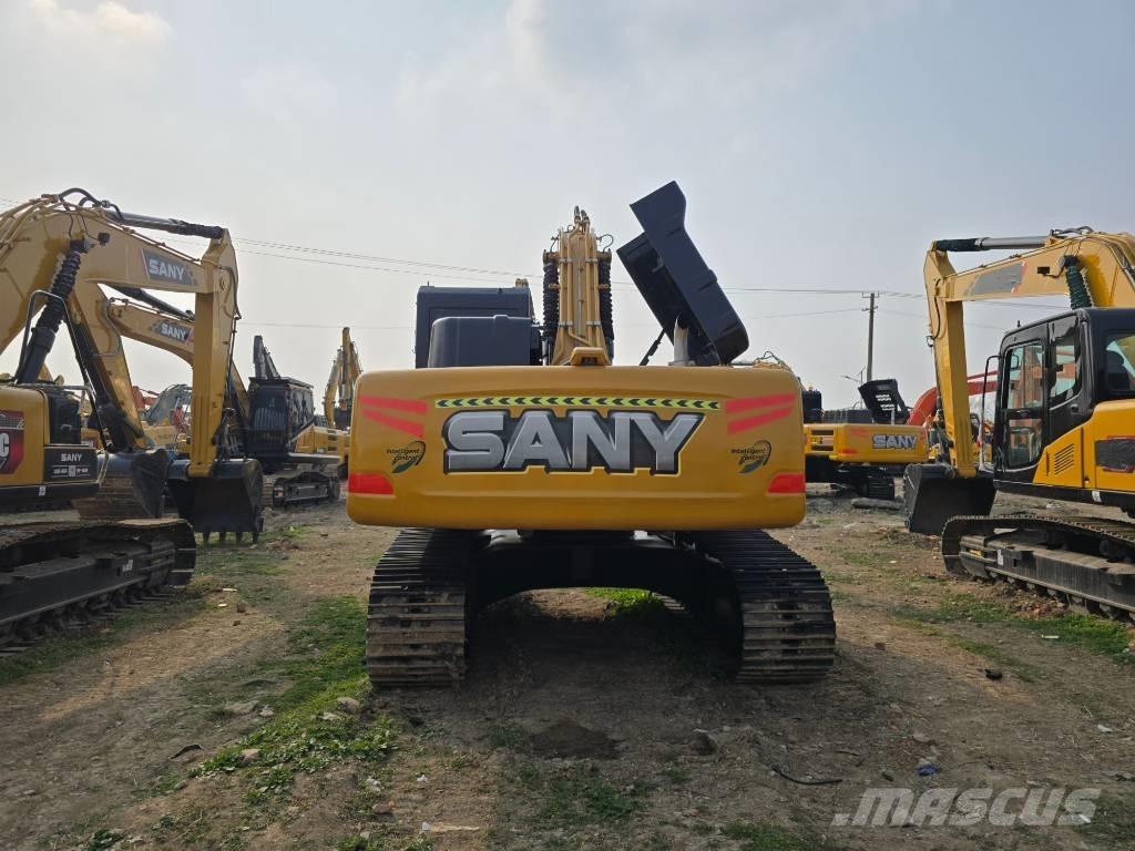 Sany SY215C Гусеничні екскаватори