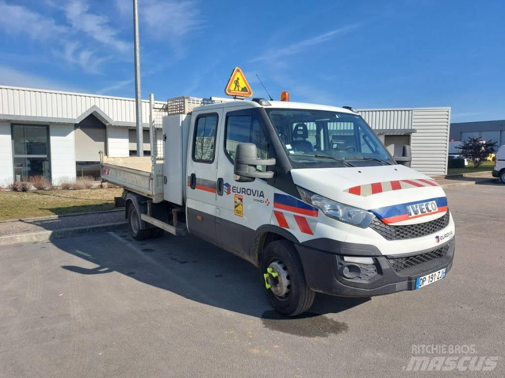 Iveco 70C15D Пікапи / Бічне розвантаження