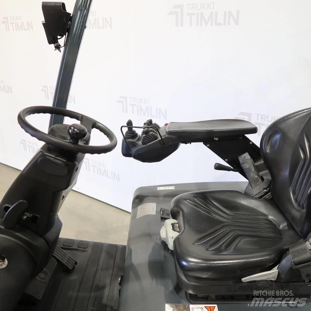 Toyota 8FBMT35 Електронавантажувачі