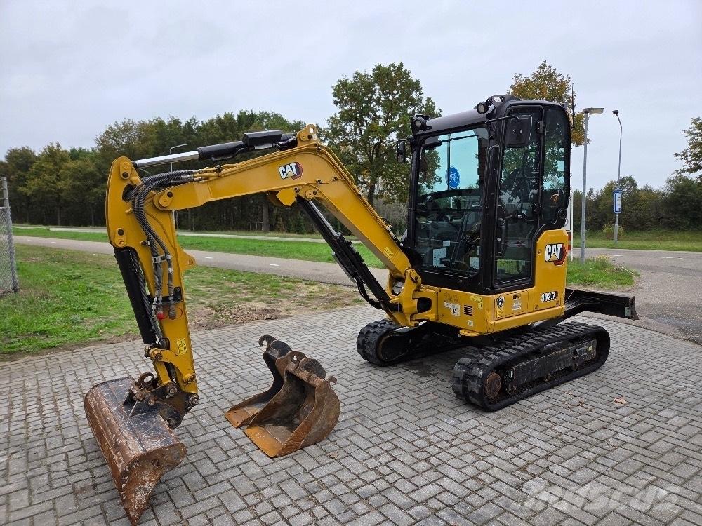 CAT 302.7CR Міні-екскаватори < 7т