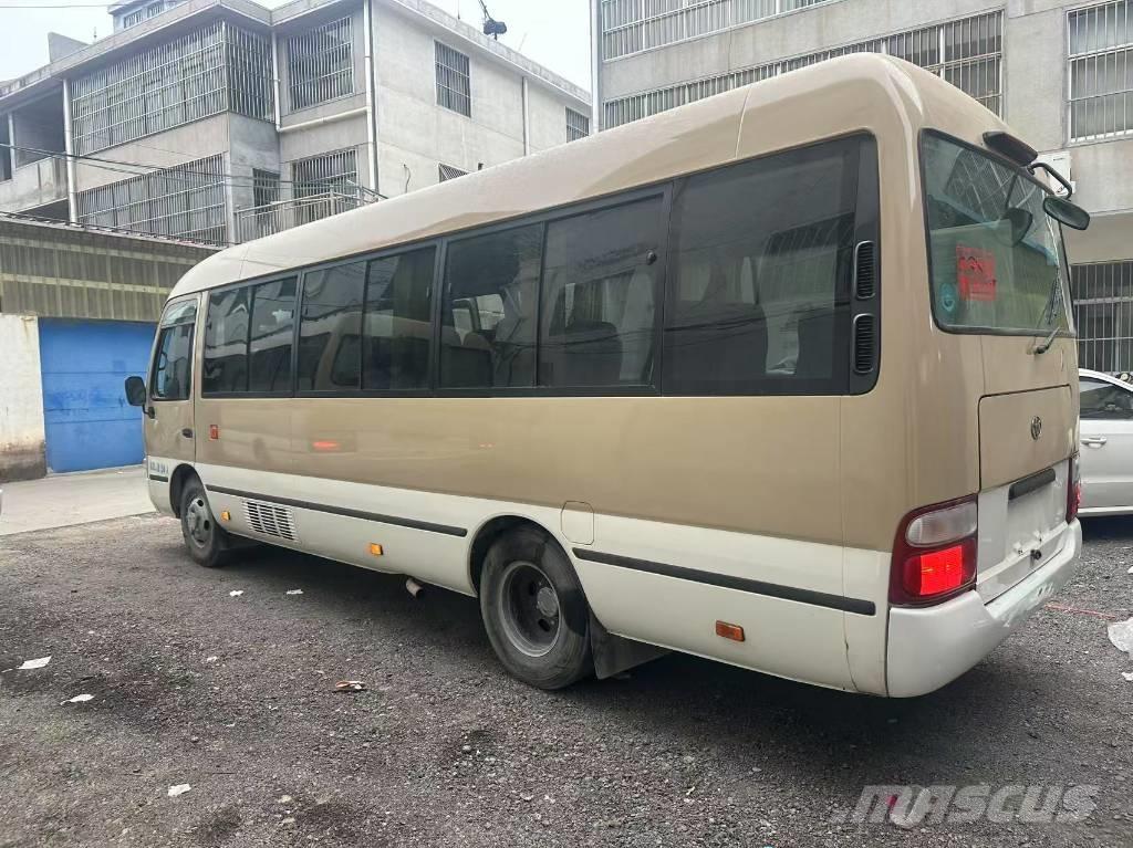 Toyota Coaster Міжміські автобуси