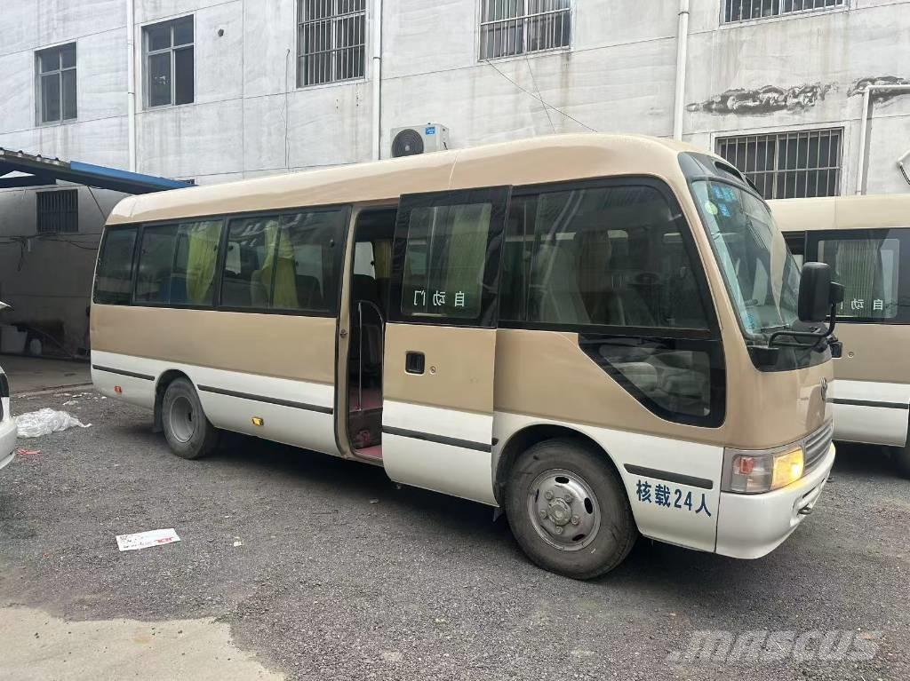 Toyota Coaster Міжміські автобуси
