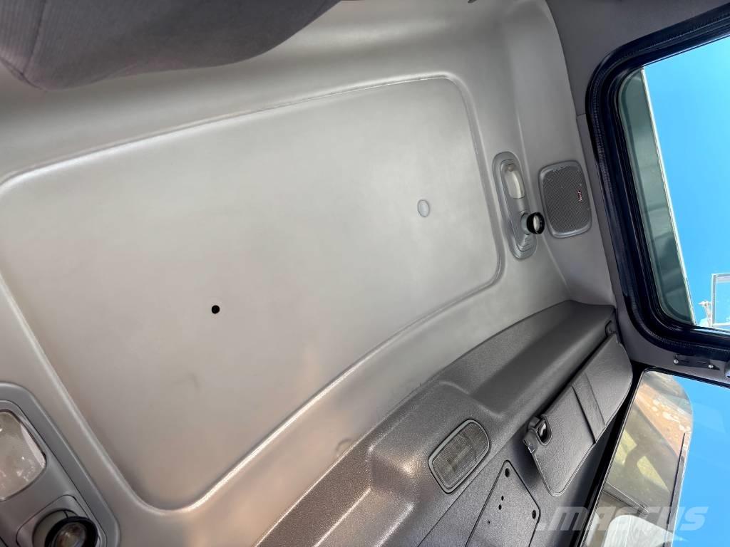 Peterbilt 379 Тягачі