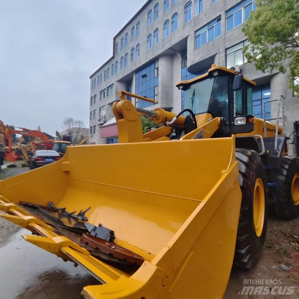 SDLG 958F Фронтальні навантажувачі