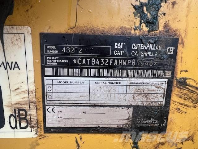 CAT 432 F Екскаватори-навантажувачі