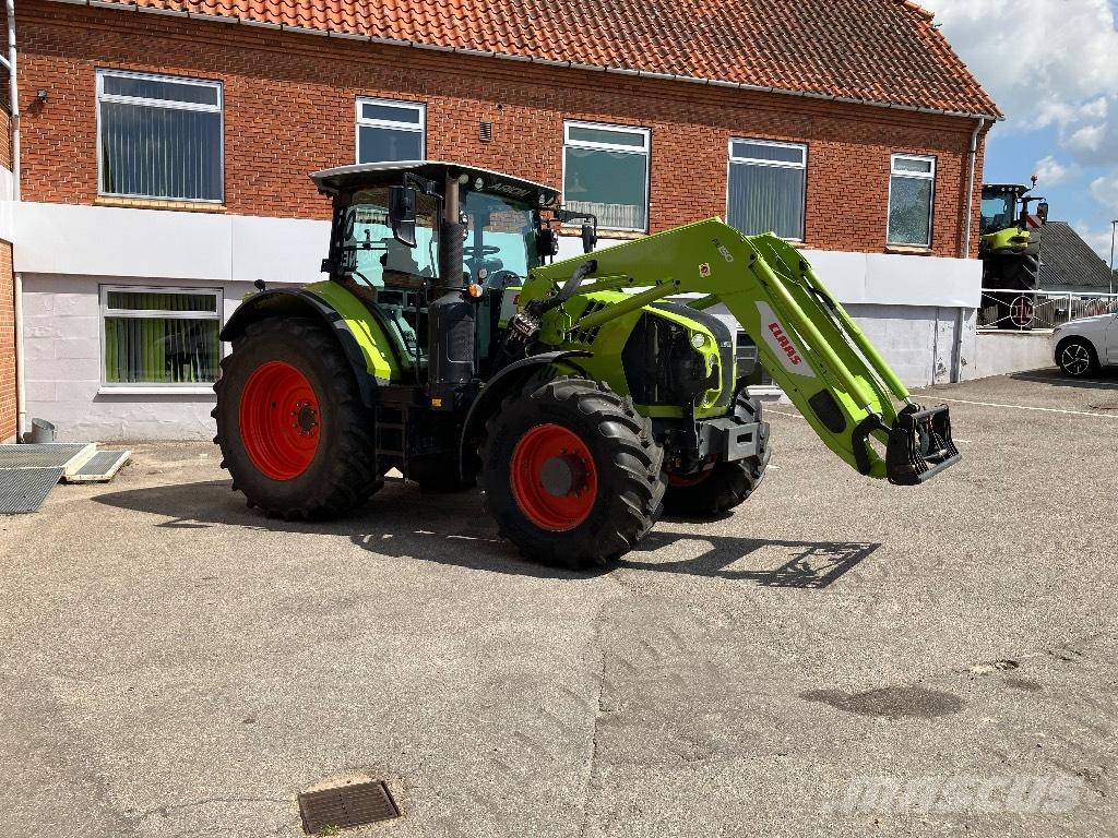 CLAAS Arion 650 CIS+ Трактори