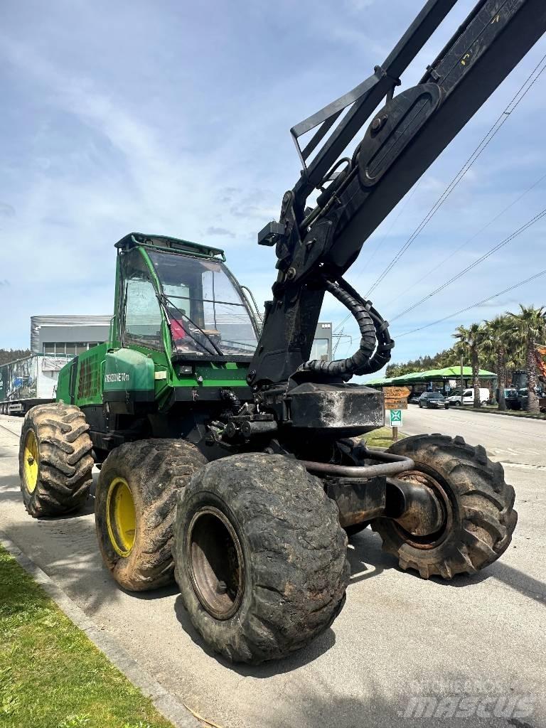 John Deere 1270 D Харвестери
