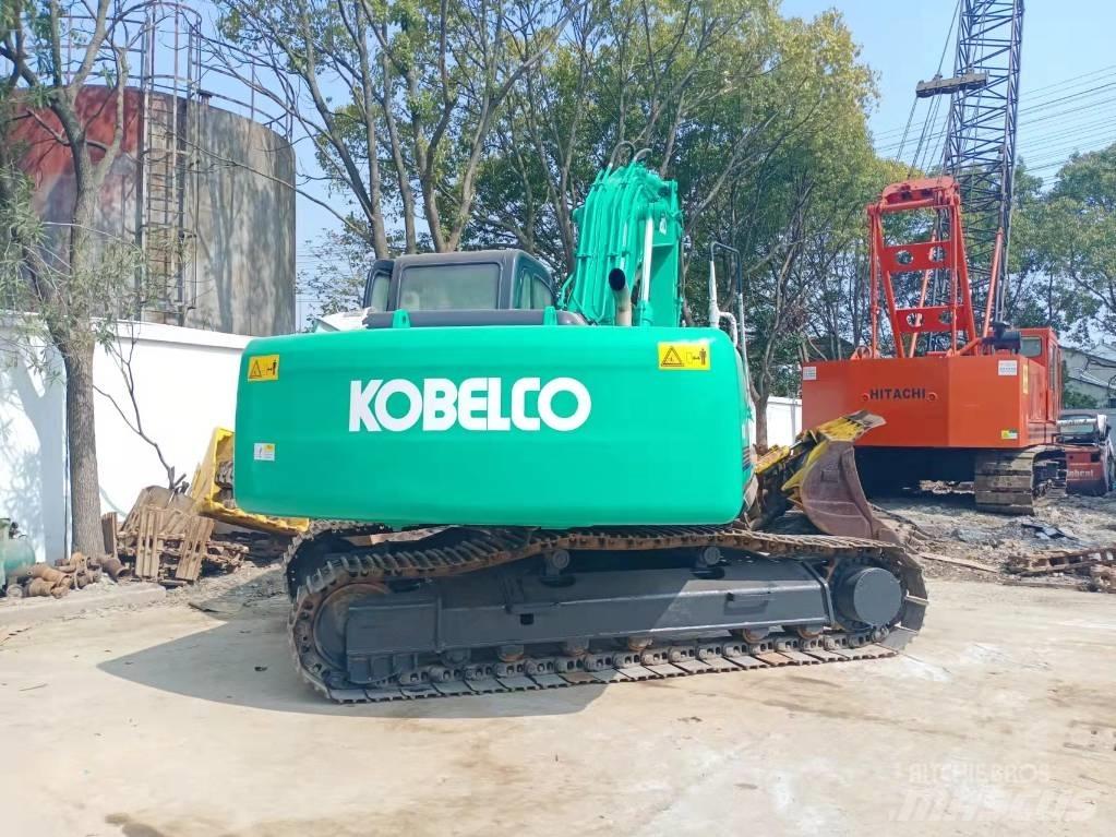 Kobelco SK 200 Гусеничні екскаватори