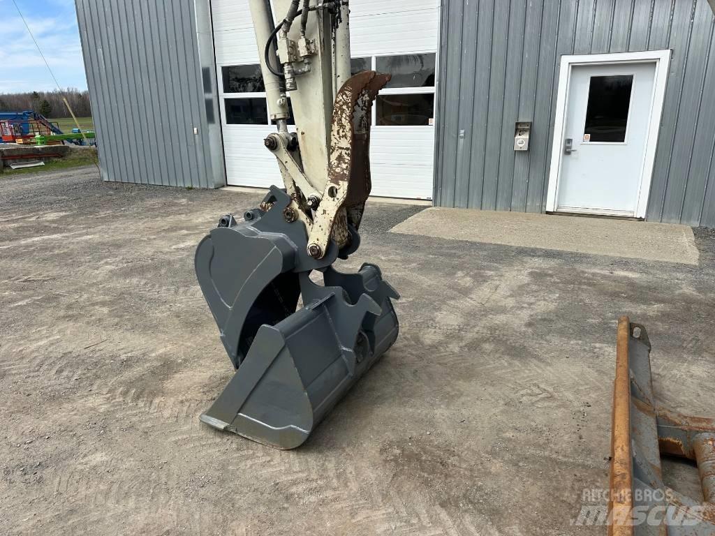Takeuchi TB 260 Міні-екскаватори < 7т