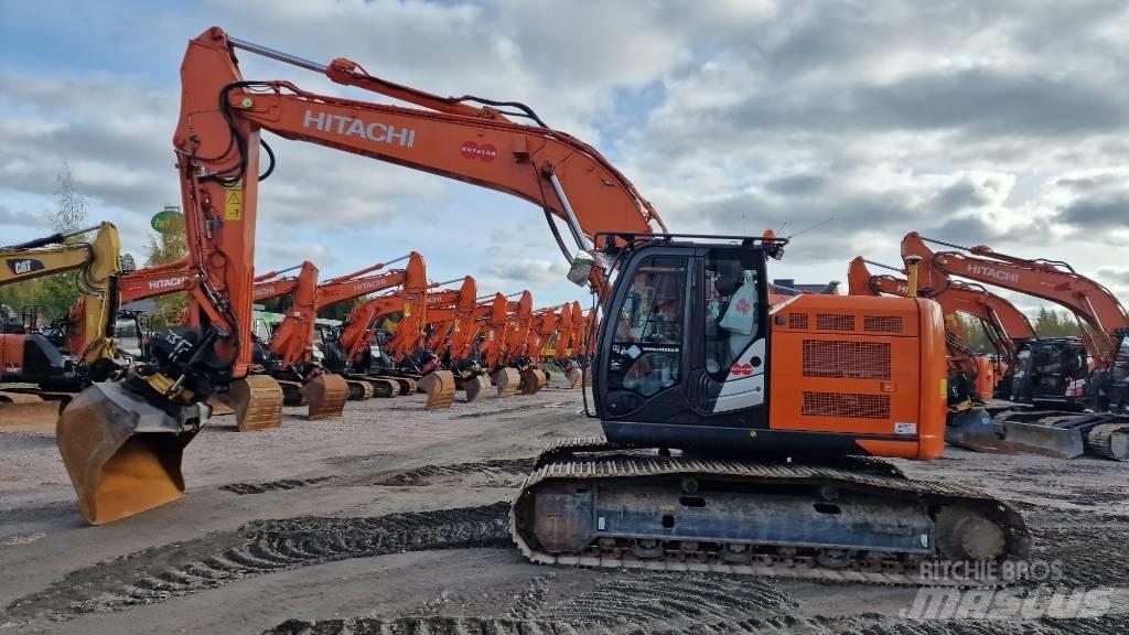 Hitachi ZX225USRLC-6 Гусеничні екскаватори