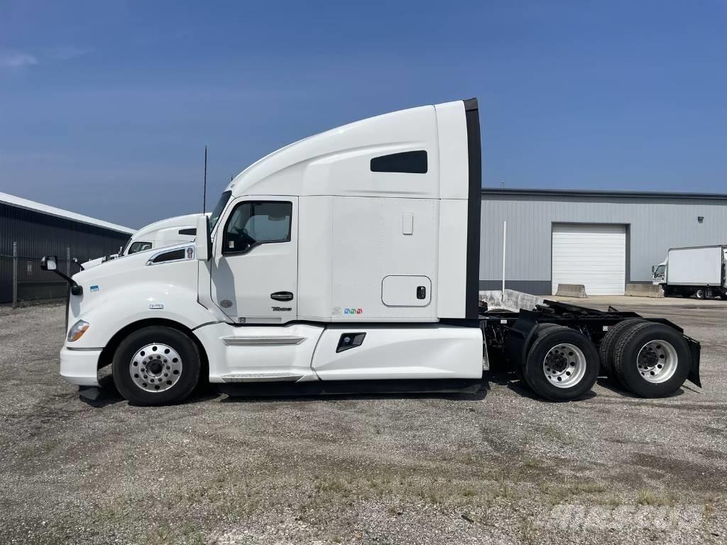 Kenworth T 680 Тягачі