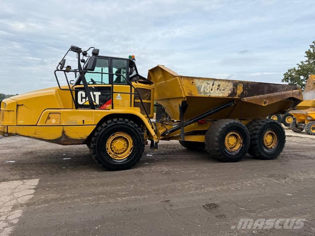 CAT 730 C Зчленовані самоскиди