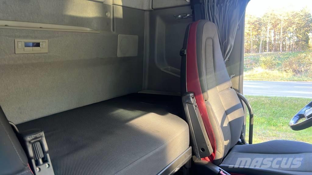 Volvo FH 550 Шасі з кабіною