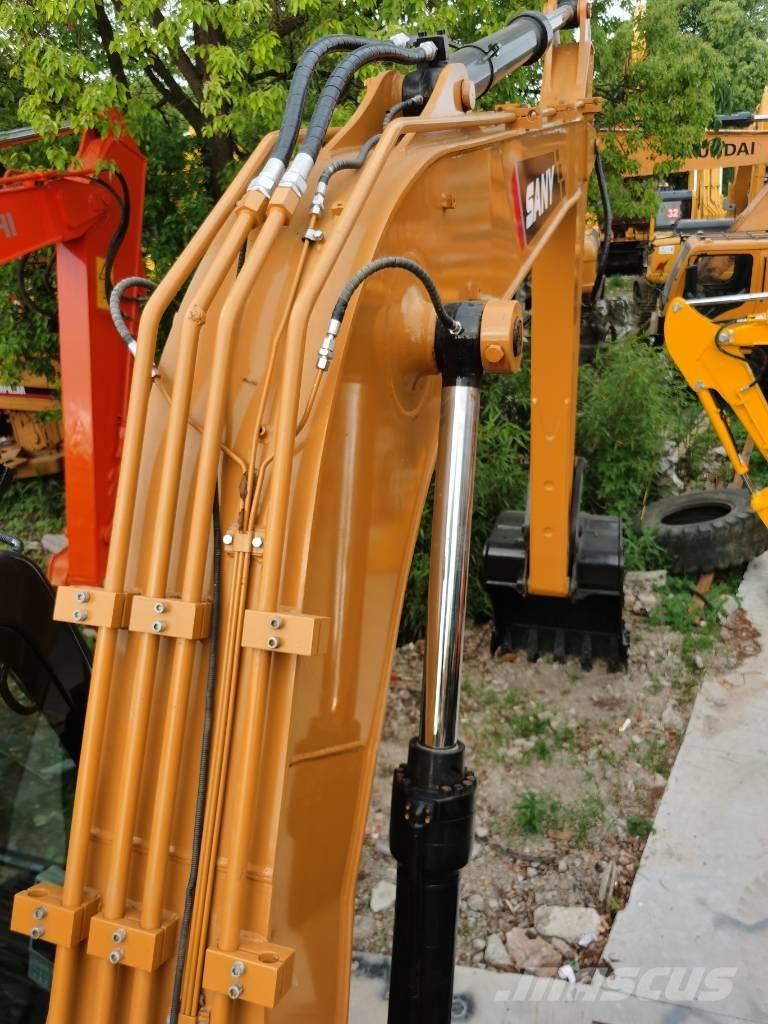 Sany SY 135 C Гусеничні екскаватори