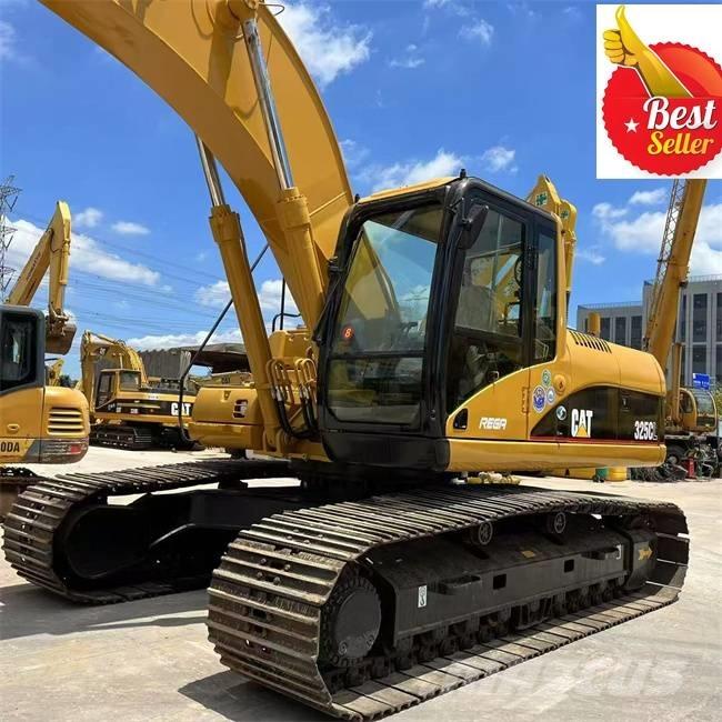 CAT 325 CL Гусеничні екскаватори