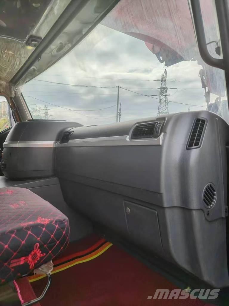 Sany STC1300C8 автокрани