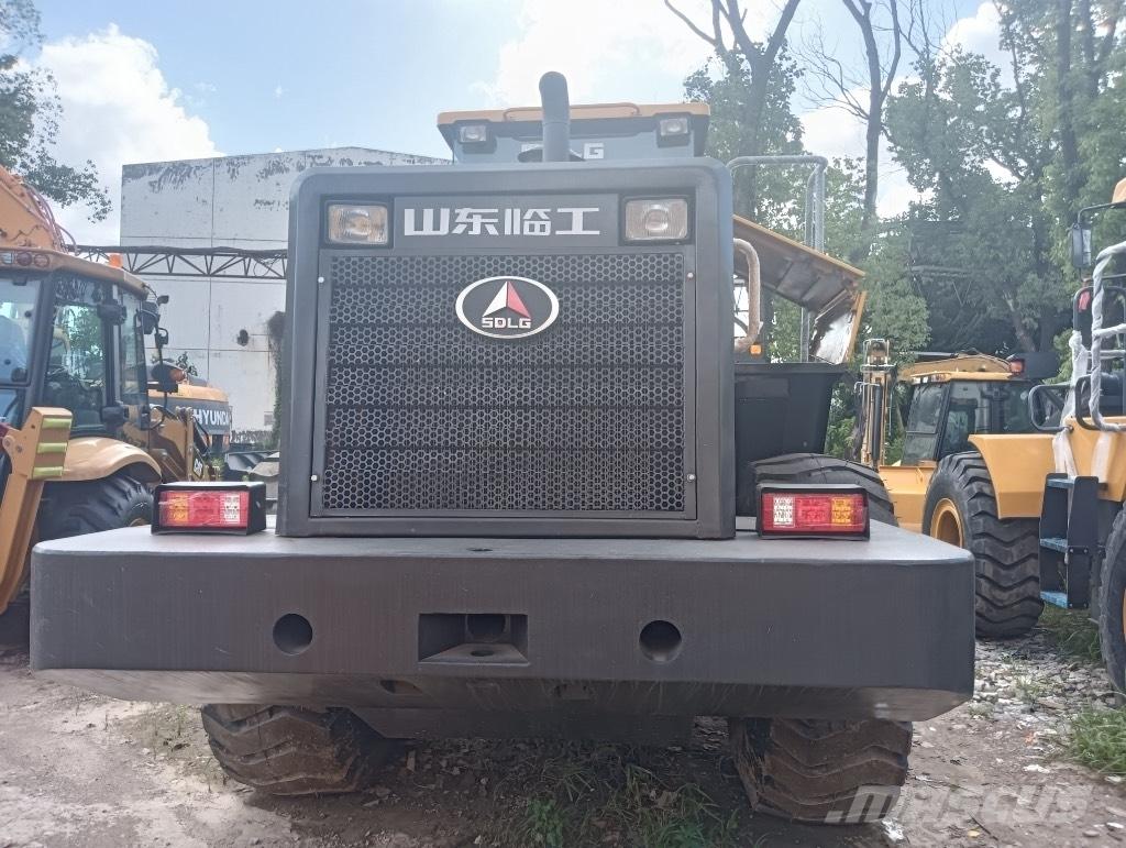 SDLG LG 956 L Фронтальні навантажувачі