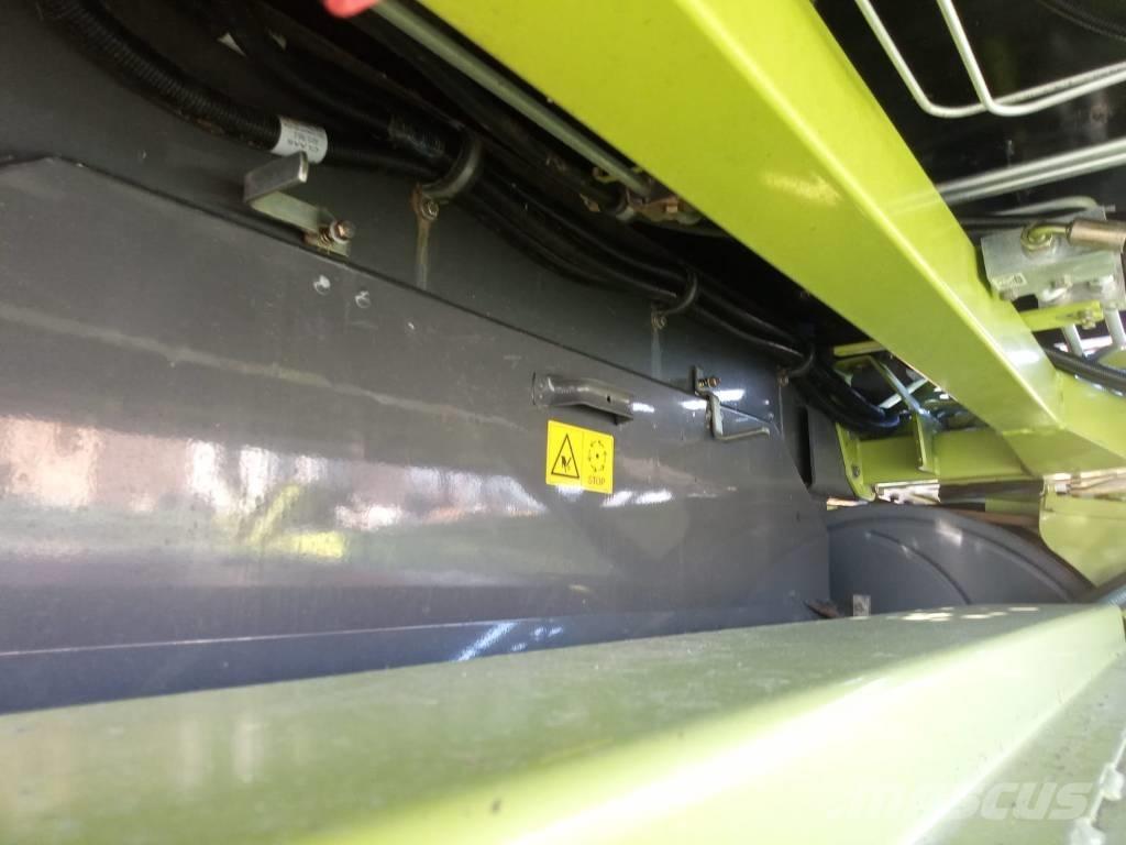 CLAAS Lexion 620 Зернозбиральні комбайни