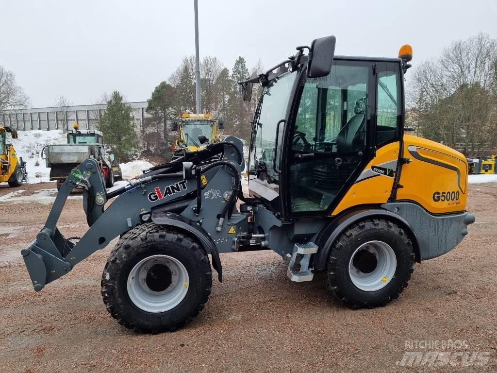 GiANT G 5000 Фронтальні навантажувачі