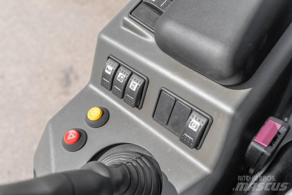 Ausa C 251 H x4 Дизельні навантажувачі