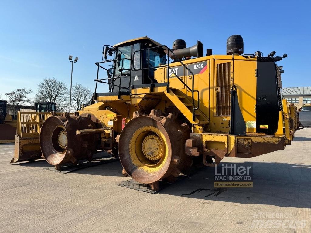 CAT 826K Сміттєві преси