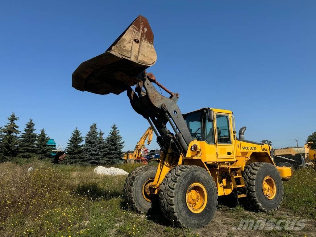 Volvo L 110 E Фронтальні навантажувачі