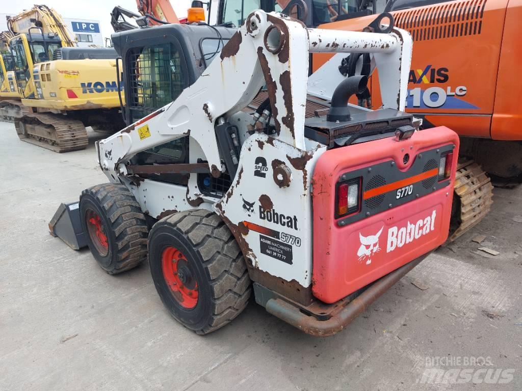 Bobcat 377 Міні-навантажувачі