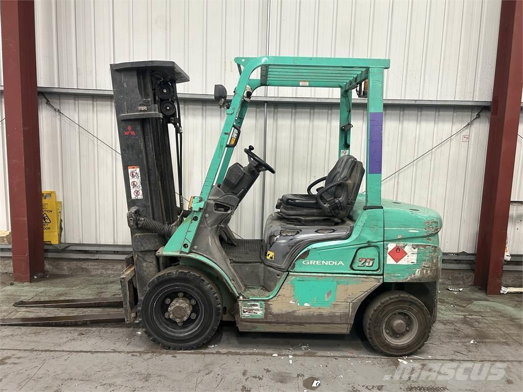 Mitsubishi FD25NT Дизельні навантажувачі