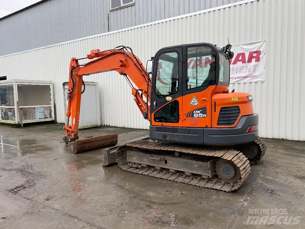 Doosan DX85 Середні екскаватори 7т. - 12т.