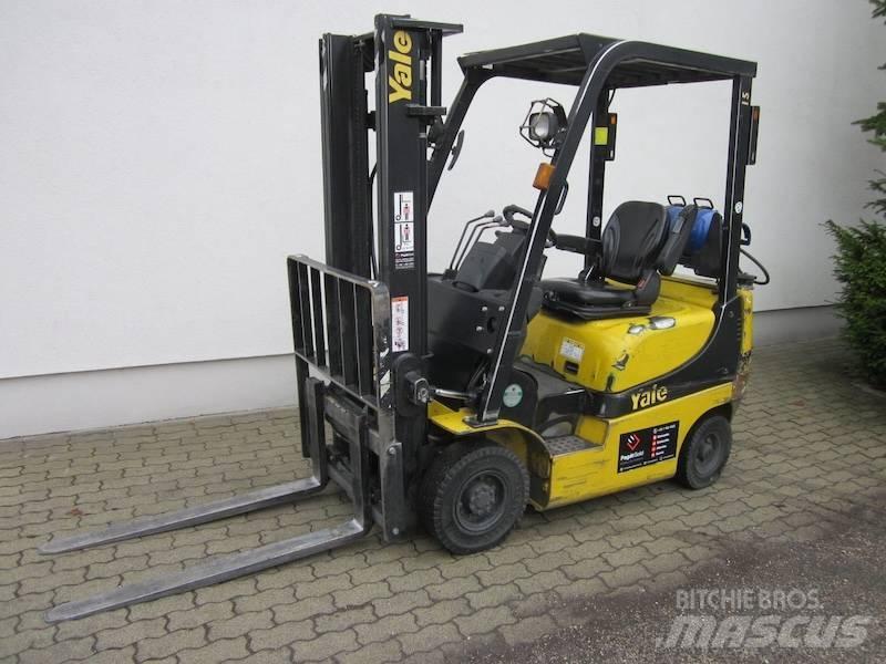 Yale GLP15MX Газові навантажувачі