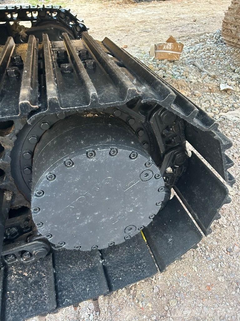 Volvo EC 210 Гусеничні екскаватори