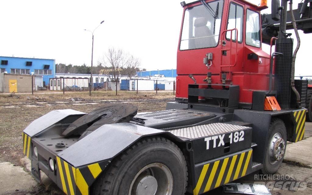 Kalmar TTX 182 i Термінальні трактори